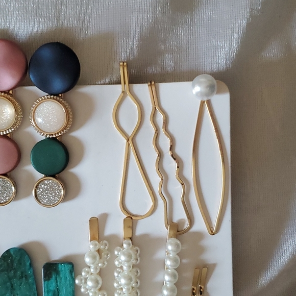 Hair clips - Picture 5 of 7